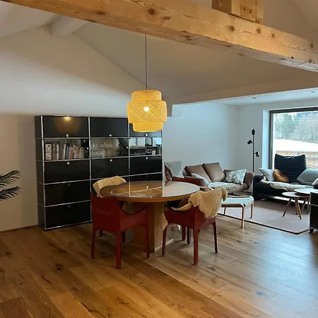 Ari Appartement *